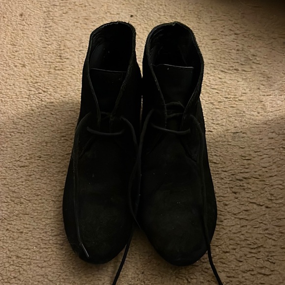 Crown Vintage Ankle Boots - Picture 1 of 3